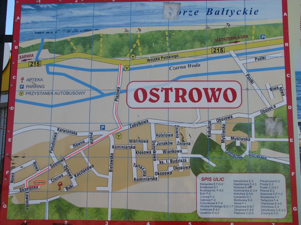 Krzywy Domek W Ostrowie Morza Brzeg Ostrowo  Eksteriør billede
